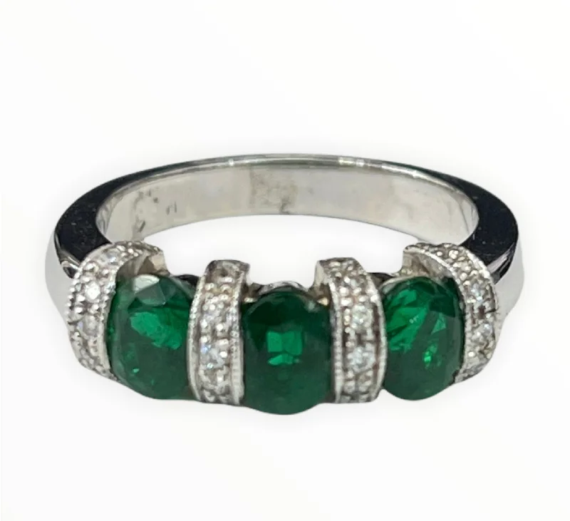 Three Stone Oval Emerald Gem Diamond Ring White Gold 14kt